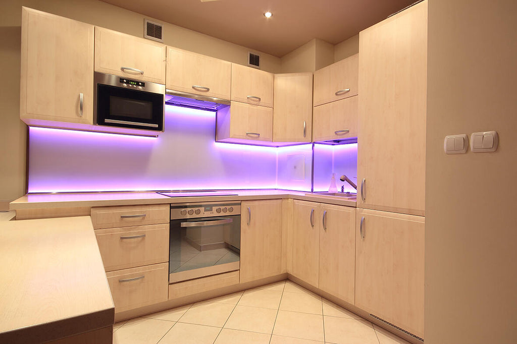Tira LED regulable de 16 colores, a prueba de agua y con control remoto incluido