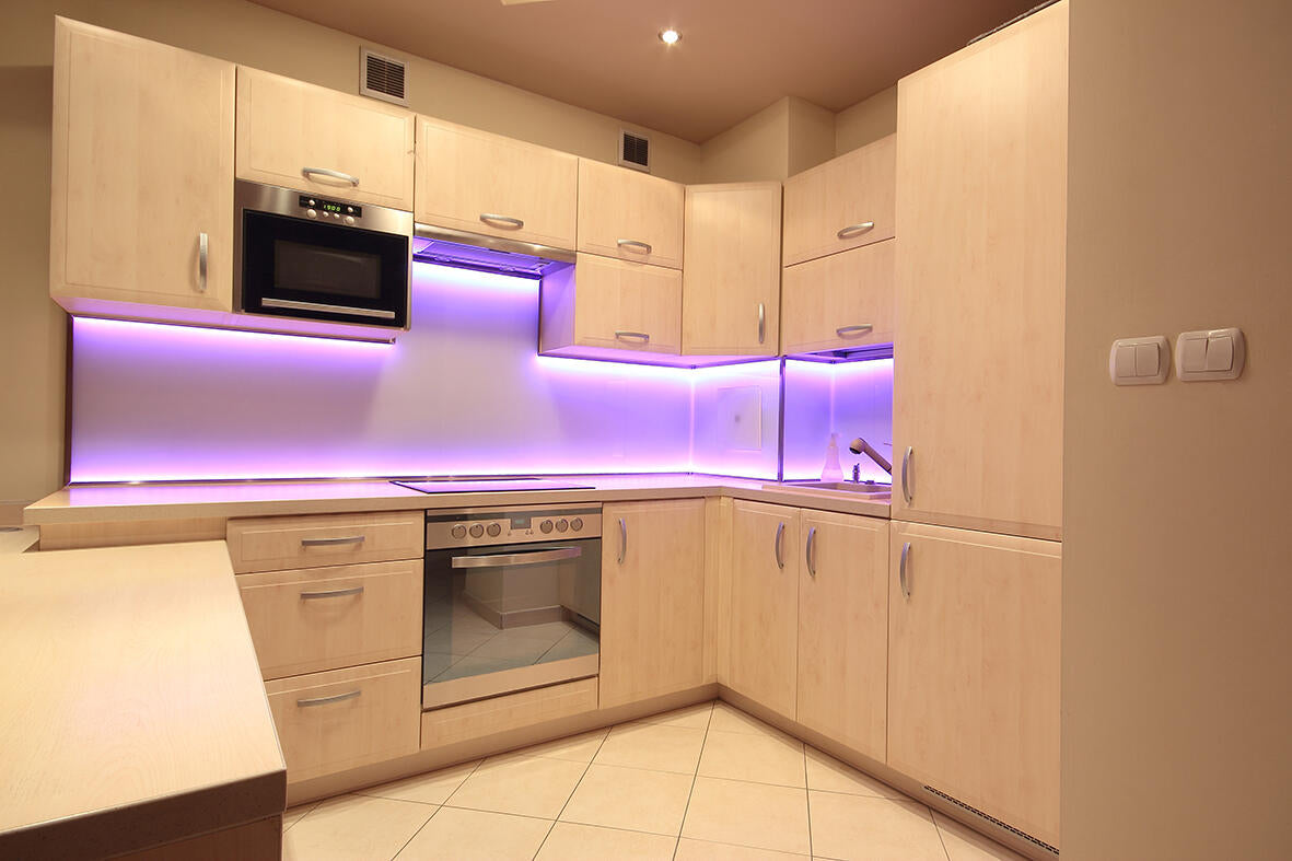 Tira LED regulable de 16 colores, a prueba de agua y con control remoto incluido