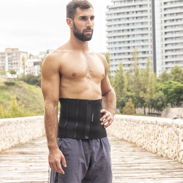 Faja negra deportiva con efecto sauna