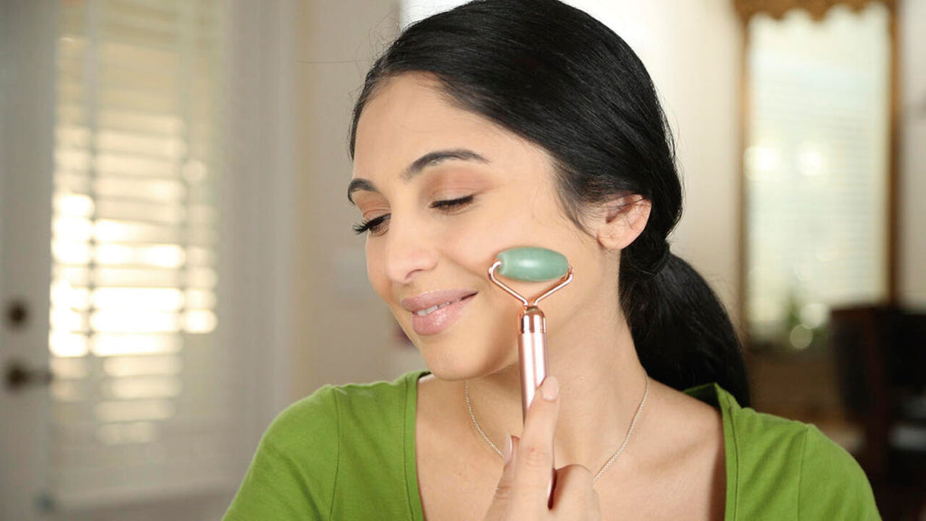 Rodillo modelador facial de Jade con función de vibración