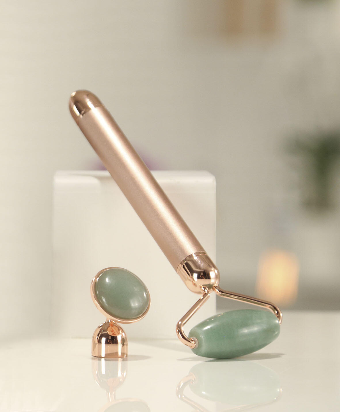 Rodillo modelador facial de Jade con función de vibración