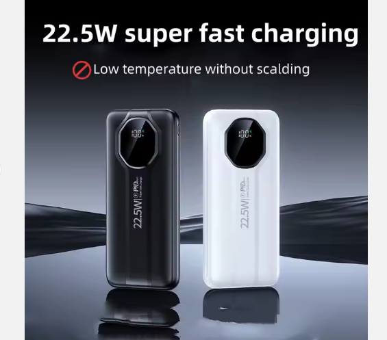 Power Bank 10000 mAh PD 22,5W con Cables Integrados – Potencia Total en la Palma de tu Mano